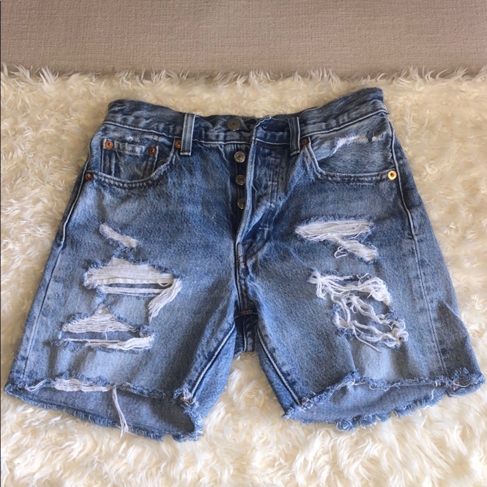 Levi’s Indie Denim Short in Let It Rip SZ 24